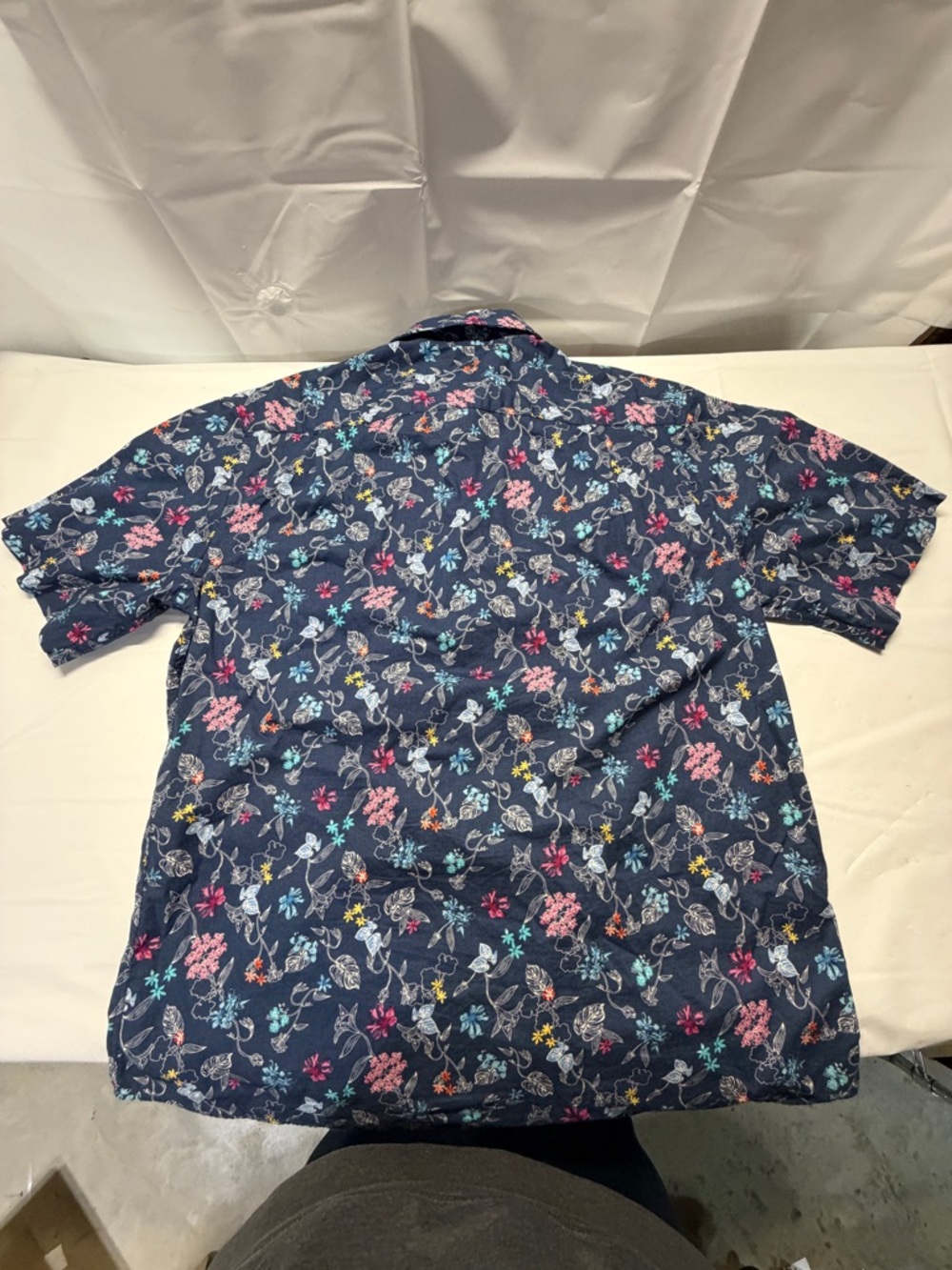 Alan Flusser Navy Floral Short-Sleeve Button-Down Shirt - Picture 3 of 8